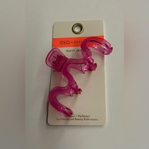 New Pink Wavy Jaw Clip GSQ by Glamsquad
